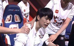 Doinb直播 17.6.1 这个巴德为什么不R塔？！