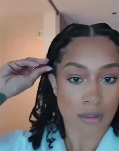 #crystalreneehayslett #fanpage #beauty #keepitpostivesweetie #lifestyle