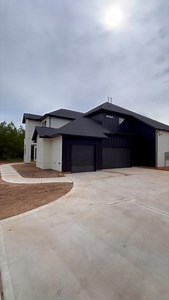 We've just completed the final details on this stunning custom home in Republic Grand Ranch Every space reflects the care, effort, and vision that went into it, from the first sketch to the last finishing touch. Our wonderful clients shared these heartfelt words: "When we made the choice to work with Design Tech in building our dream home, it was just the beginning of an exciting and creative journey. Getting to know the DT team and becoming a part of the Design Tech family has been a real pleas