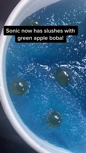 Trying Blue Raspberry Bursting Bubble Slush from Sonic