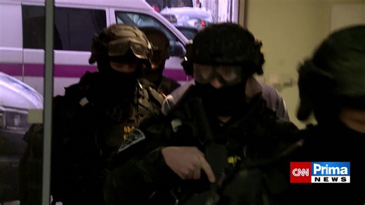 Vémola se objevil se zafixovanou čelistí, do nemocnice ho přivezli zakuklenci - Novinky