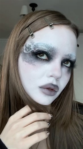 𝐌𝐀𝐑𝐈𝐀 | Used products: - face art palette - DE’LANCI PANDA palette - Vivienne Sabo black eye pencil - L’Oréal panorama mascara - MAC... | Instagram