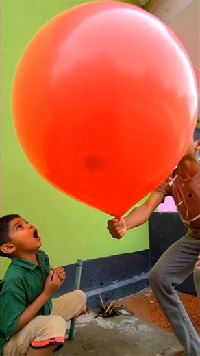 Turtle Comes Out of a Balloon! 😲 Incredible Balloon Burst Magic Trick