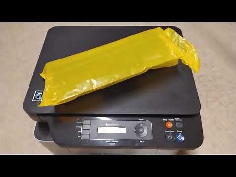 Samsung M2070W - Replacing the Toner Cartridge with one hand!