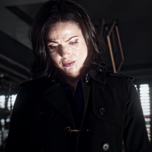 The Twist in Once Upon a Time's Intro Scene