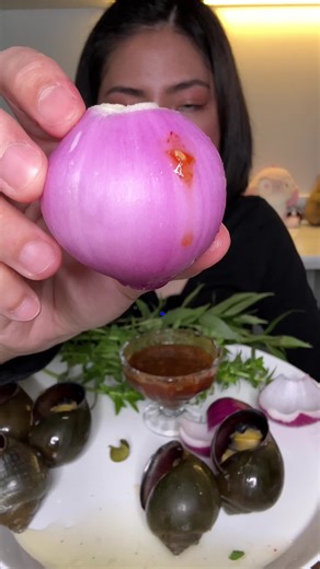 Big snail #กินโชว์ #eating #food #หอยปัง #snail | food