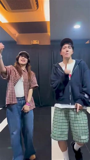 You know you’re just my type 💜💜💜💜😩😩💜💜💜😩😩😩💜💜💜💜💜#bts_official_bighit #jhope #viral #btsgermany #hobi