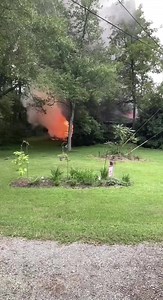 Whitfield County Fire is currently battling a residential structure fire in the 1700 block of Riverbend Road Dalton, GA. Homeowner was able to safely escapee the house. Engine 8, TRK8, Engine 4, Engine 12, Engine 5, Battalion 1, Battalion 2 on scene #WhitfieldScanner | Northwest Georgia Scanner