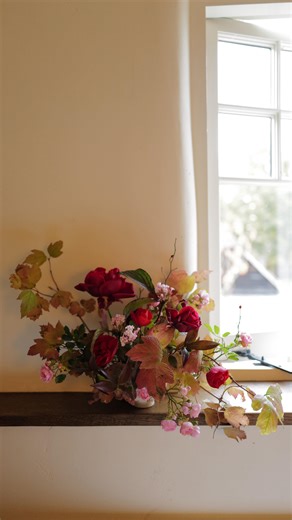 Milli Proust on Instagram: "Thoughts on time. Flowers; my version of time travel. Putting line, form, texture, and colour together to create depth, rhythm, balance, and ultimately, feeling- it’s really all about trying to capture a fleeting moment in the season using ingredients rooted in landscape. Always looking for that mottled leaf bruised with pink or the stem with a twist of weather, celebrating that thrill of a bud opening to full flower. It’s become a way of recording time, taking a pict