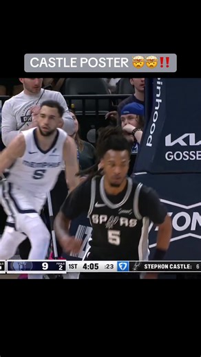 CASTLE FAKES, DRIVES, AND THROWS IT DOWN! WHAT A SLAM 🤯‼️ #castle #spurs #stephoncastle #sas #nba