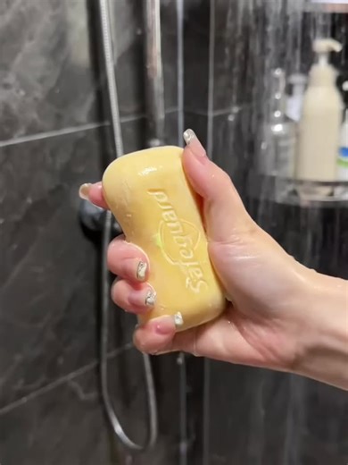 Claro Vessa on Instagram: "Smart Shopping Hacks on Amazon for Busy People Sometimes shopping on Amazon can take hours if you don’t know how to do it efficiently. The first tip is to use the “Save for Later” feature to keep products you’re interested in. When needed, you can access the list without searching again. Next, compare product versions before deciding. A few clicks can help you pick the best product that fits your needs and budget. Also, take advantage of Amazon Wishlist and Deal of the