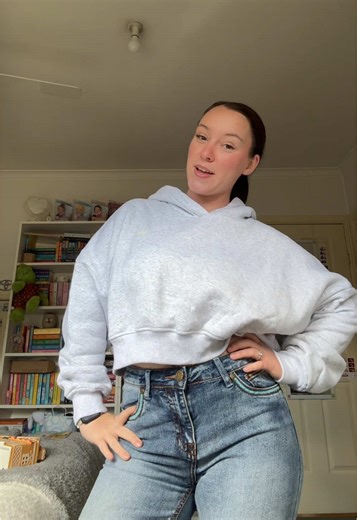 Relax guys it’s not an engagement ring 💍