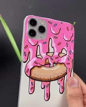 Surprising my friend Charli D’Amelio with custom iPhone 11 Pro ft. ZHC