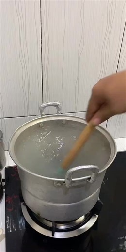 Cara Membuat Es Mambo Susu yang Wangi