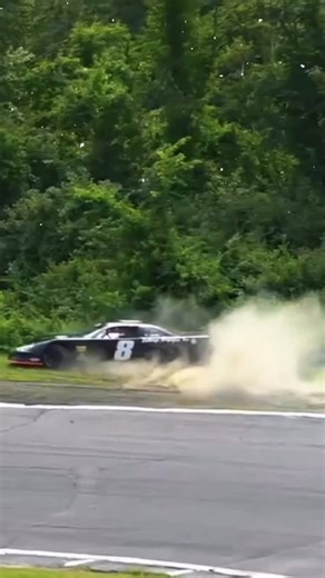 Racing America on Instagram: "Dance of the Sugar Plum Fairy: Short Track Edition Choreographed by Turn 2"