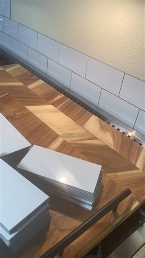 Watch Easy to install backsplash on Amazon Live