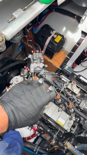 Entretient twins 4JH Yanmar common rail injection 😍🌴 | JM Fishing