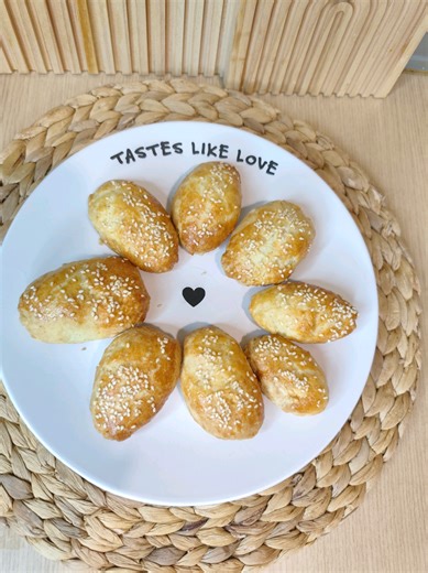 εύκολα τυροπιτάκια με 5 υλικά #foodtok #greekfood #foodlovers #healthycooking #easyrecipes