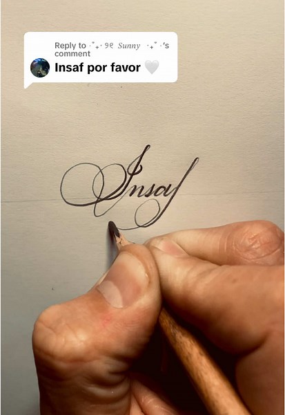 Exploring Cursive Writing Techniques for Artists