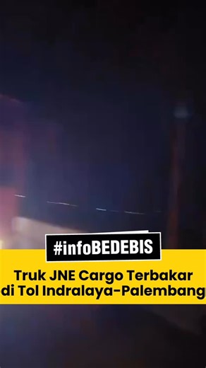 PALEMBANGINFO BEDEBIS on Instagram: "Diduga Truk JNE Cargo Terbakar di Tol Indralaya-Palembang! Telah terjadi kebakaran yang menghanguskan satu unit mobil kontainer JNE Cargo di ruas Tol Indralaya-Palembang KM 18 pada dini hari tadi sekitar pukul 01.15 WIB. Api tampak berkobar hebat di bagian dalam box truk dan menghanguskan sejumlah paket kiriman. Beruntung, tidak ada laporan korban jiwa dalam insiden ini. Tetap waspada bagi pengendara yang melintas di area tersebut. Sumber: laporan warganet @o