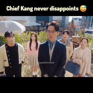 93K views · 1.8K reactions | Chief Kang is a guaranteed laugh every time. I can't count how many times his character made me laugh. #WhenThePhoneRings #YooYeonSeok #ChaeSooBin #kdrama | Mga Opinyong Hindi Naman Tinatanong | Facebook