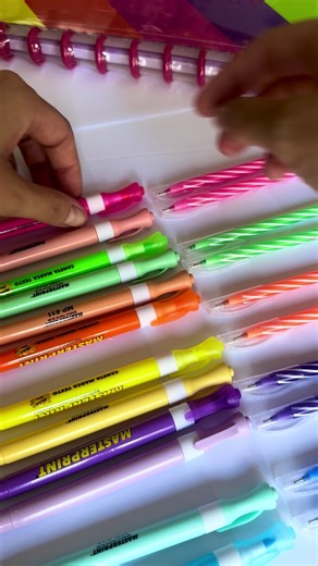 PERFEITAS!!!! 💕❤️💕#papelariafofa #papelaria #marcadores #canet