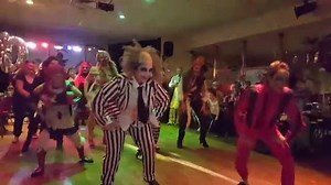 PopDance Adults is actually THIS MUCH FUN 󾌴󾔟 fun friendly adults only dance class at DanceMax Studio on Monday nights 730pm 󾌵 come along and learn all your Christmas moves ready for the party season!! | DanceMax Studio