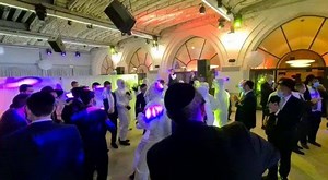 Corona style wedding!! #simchaspot | Simcha Spot