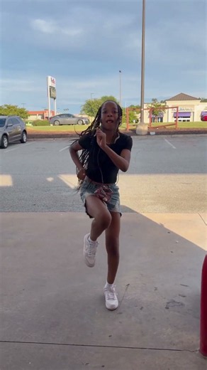 What’s your favorite brazillian dance ?? #Tiktok #Dance #Trend