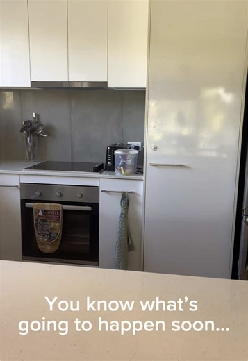 It’s coming…! Get your noodle wigs on! 😂 #itsgonnabemay #jt #trending #thelaughingpug #millenial #seriouslygoodcoffee #coffeefirst #