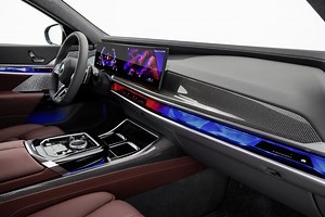 BMW 7 Series Interior First Impressions -- Best BMW Cabin Ever