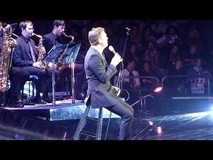 Michael Bublé - "At This Moment" Live (11/28/10 Madison Square Garden - New York City, NY)