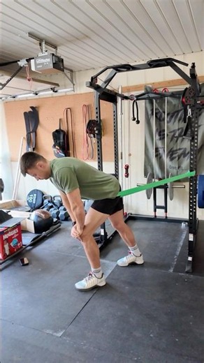 Banded Hamstring Floss (Standing): Demonstration