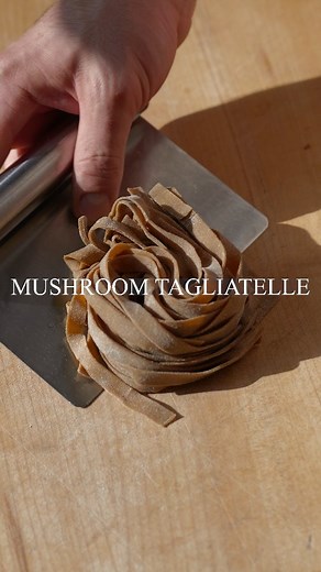 MUSHROOM TAGLIATELLE Handcut Tagliatelle pasta made with mushroom powder 🍄 . . . #pasta #asmr #recipes | Stephen T Coello