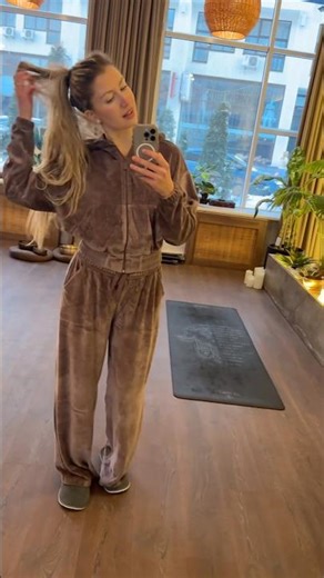 YOGA OUTFIT IDEAS | COMFY YOGA SUIT | COMFY CLOTHES #yogaclothes #yoga #outfit #outfitideas #yogagir