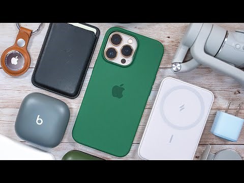 10 MUST HAVE Essential Accessories for YOUR NEW iPhone 13 / iPhone 13 Pro! 📲 | Raymond Strazdas