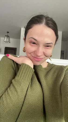 Confession: I LOVE my own scent. 🤤 #musk #sweatypits #inhaling #sweaterweather #fyp