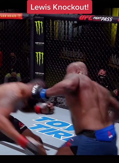 Derrick Lewis Stunning Knockout Victory vs Curtis Blaydes