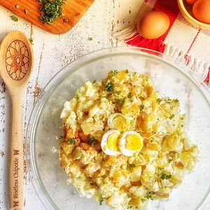 Mom's Homemade Potato Salad