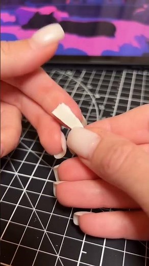 link in bio How to Thread a Needle with Yarn — Easy Trick