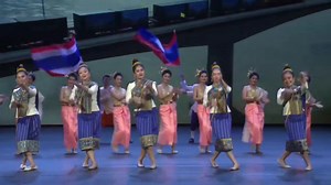 ບົດຟ້ອນ: #ມິດຕະພາບລາວໄທ #LaoThaiFriendshipDance ເປັນການຖ່າຍທຳປະສົມປະສານທັງ 2 ເວທີຂ້າມປະເທດ ຢ່າງສວຍງາມ. | Laos Culture and Arts ສິລະປະ ແລະ ວັດທະນະທໍາລາວ