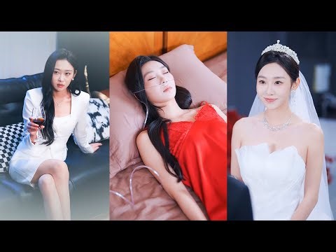 Married pregnant vegetative CEO. System: her mood swings give rewards. Suddenly had it all