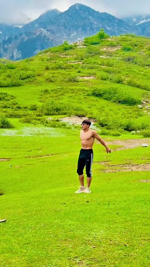 Commando's Return: Gymnastics and Boxing Skills Unleashed