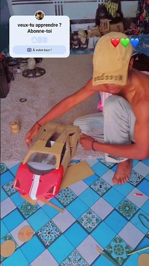 30 jours pour fabriquer une voiture en carton #CartonDIY #VoitureEnCarton #BricolageCréatif