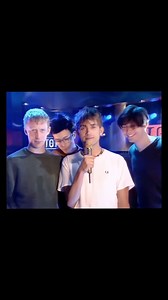 Beetlebum live on Top of The Pops, 1997 | Blur