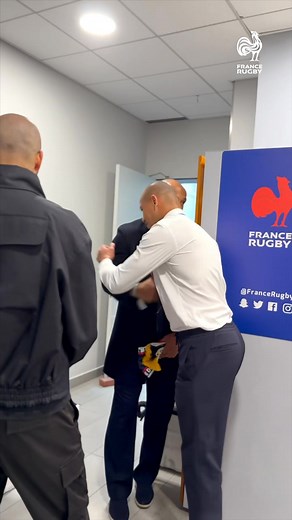 💯 caps. 👏 Siya Kolisi on an amazing achievement. #XVdeFrance #FRAAFS | France Rugby
