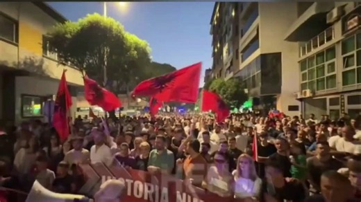 🇲🇰 What is happening in North Macedonia?- EU accession blocked ❌- Nationalist rhetoric increasing ❌- Regression in Albanian and minority rights ❌- Growing Yugoslav communist nostalgia ❌- Growing closer to Serbia and the "Greater Serbia" project ❌