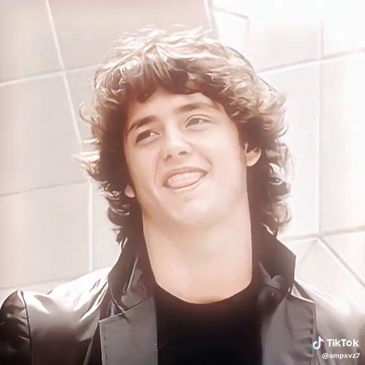 Diego Bustamante RBD: Um Edição Rebelde