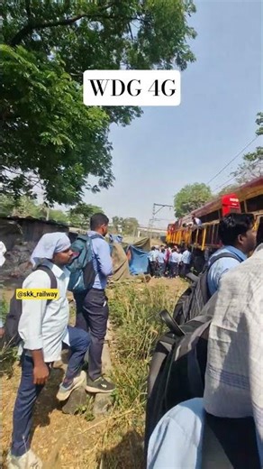 wdg 4g training assistang loco pilot #alp #wdg4g #dieselengine #powerfullocomotive #skk_railway