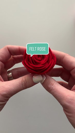 Felt Rose Tutorial: Easy DIY Felt Flowers for Valentine's Crafts